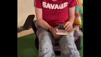 Playing with my cousin in law kinkydannyxxx during his class now streaming on & justforfans link below