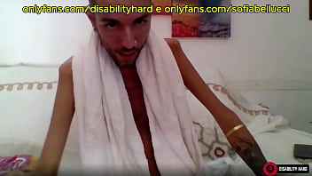 Sofia bellucci fa un provino in cam a disabile con cazzo grosso dialoghi in italiano