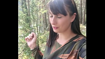 La lingerie sous la tenue était sublime ça c'est un aperçu mais je charge