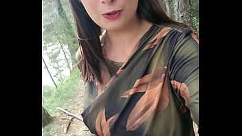 La lingerie sous la tenue était sublime ça c'est un aperçu mais je charge