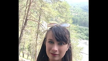 La lingerie sous la tenue était sublime ça c'est un aperçu mais je charge