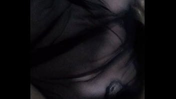 Mostrando mi hermosa lenceria y me dan duro muy rico