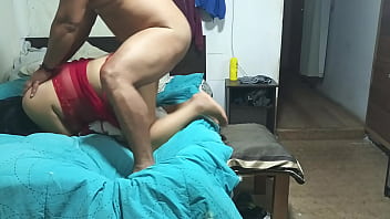 Despues del trabajo le toco abrirle el culo ami mujer parte 2