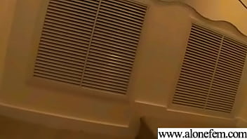 Freak teen amateur girl insert toys in pussy video 03