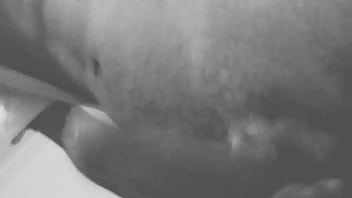 A procura de um bundão gostoso pra molhar essa piroca