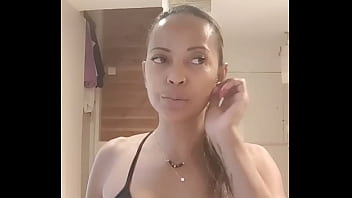 Story public solo dans la douche