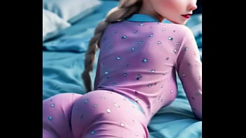 Elsa rests in her icy blue pajamas her golden hair shimmering softly as moonlight fills the room the snow queen’s night holds a secret warmth beneath the frost… Elsa rests in her icy blue pajamas her golden hair shimmering softly as moonlight fills the room the snow queen’s night holds a secret warmth beneath the frost…