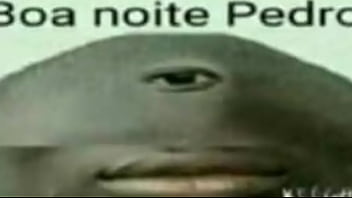 Dando a bunda e chupando homens