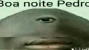 Dando a bunda e chupando homens