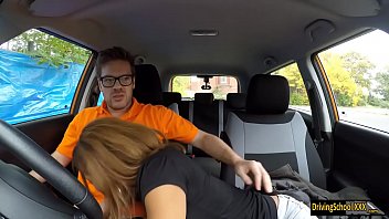 Kiki minaj gave a nice bj and gets boned Kiki minaj gave a nice bj and gets boned