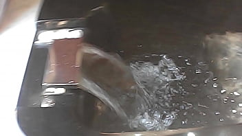 Outdoor milf pissing