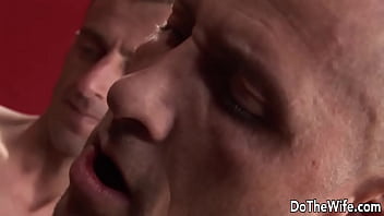 Husband is doing the housework while mrs anaya leon fuck