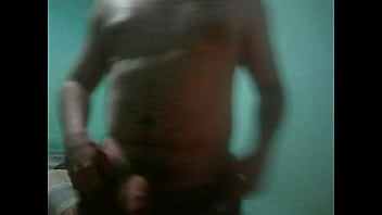 Minina sale su party hard en la terraza