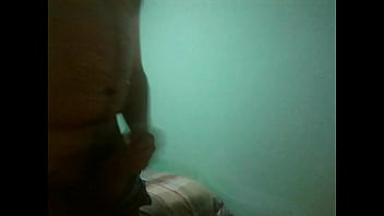 Minina sale su party hard en la terraza