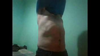 Minina sale su party hard en la terraza