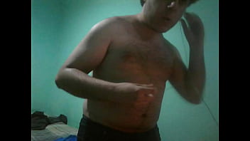 Minina sale su party hard en la terraza