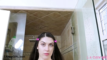 Effortlessly glamorous brunette enjoys a sensual bath Effortlessly glamorous brunette enjoys a sensual bath