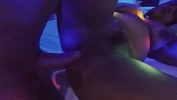 Vai arrombei o cu apertado da morena a noite toda