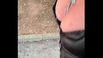 Talon haut et robe seconde peaux