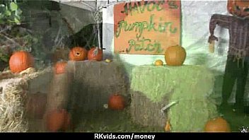 Amateur girl goes wild 6