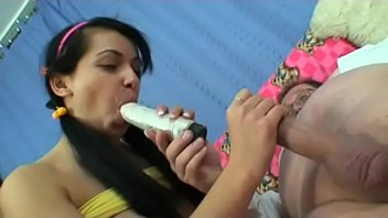 0226 foxyteenlikestoplaywithhertoys 001