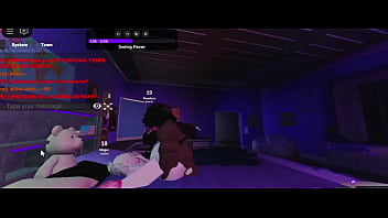 Esta puta tiene un culo demasiado gordo para aguantar mi vergota negra