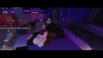 Esta puta tiene un culo demasiado gordo para aguantar mi vergota negra