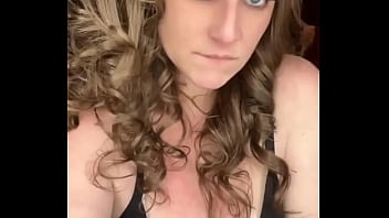 I love big curly hair