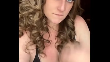 I love big curly hair