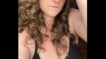 I love big curly hair