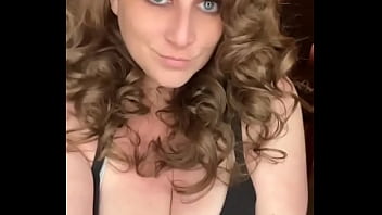 I love big curly hair