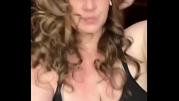 I love big curly hair