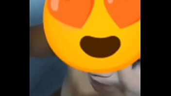 Marquei minha mulher mijando nela inteira até escorrer no corpo todo Marquei minha mulher mijando nela inteira até escorrer no corpo todo