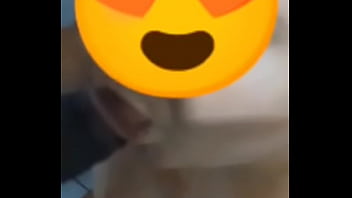 Marquei minha mulher mijando nela inteira até escorrer no corpo todo Marquei minha mulher mijando nela inteira até escorrer no corpo todo