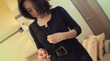 Asian brunette junko sakashita got so excited by a guy that she showed her boobs on the street