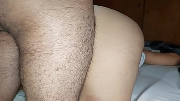 El jefe se folla a la criada traviesa gratis