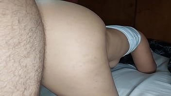 El jefe se folla a la criada traviesa gratis