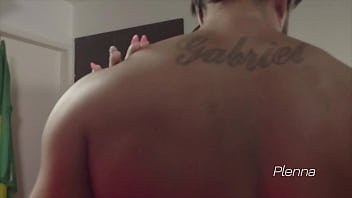 Eu fodi com o bandido algemado carol fênix e oscar luz