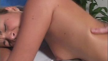 Skinny playgirl enjoys deep insertion