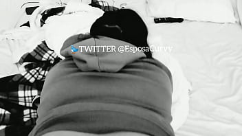 A mi esposa gordibuena le encanta mostrar su delicioso trasero esposacurvy