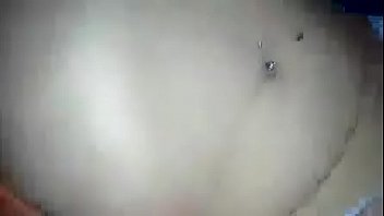 Dando anal de quatro