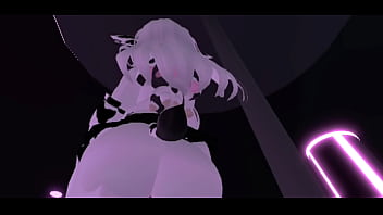 Dejando expuestas mi coño y tetas