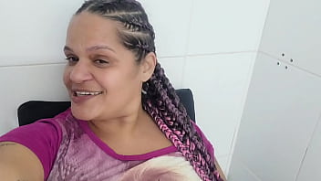 Toda molhada para magno gozei no consolo