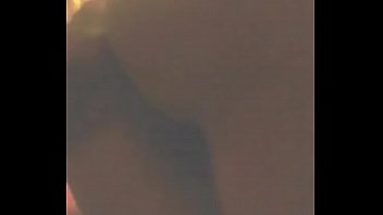 Mujer cachonda tocandose