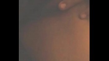 Mujer cachonda tocandose