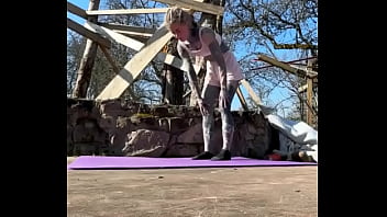 Enjoy to stretch in the sun you too