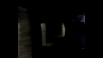 Cojida en el cuarto de su mamá