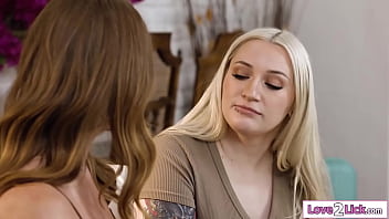 Lesbian uber driver hadley haze returned the bag to her big tits client skylar snow skylar invited her in and finally was able to use her strap on