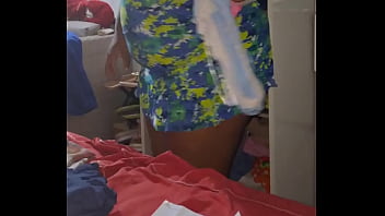 Madrasta evangélica no quarto no enteado