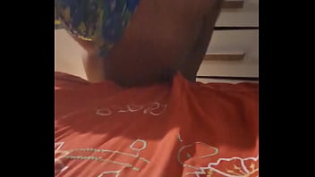 Madrasta evangélica no quarto no enteado